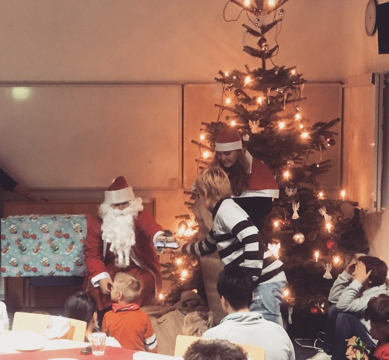 Weihnachten 2022 In Jena Weihnachtsbaumprojekt Rotaract Club Jena Weihnachten 2022 In Jena Weihnachtsbaumprojekt Rotaract Club Jena